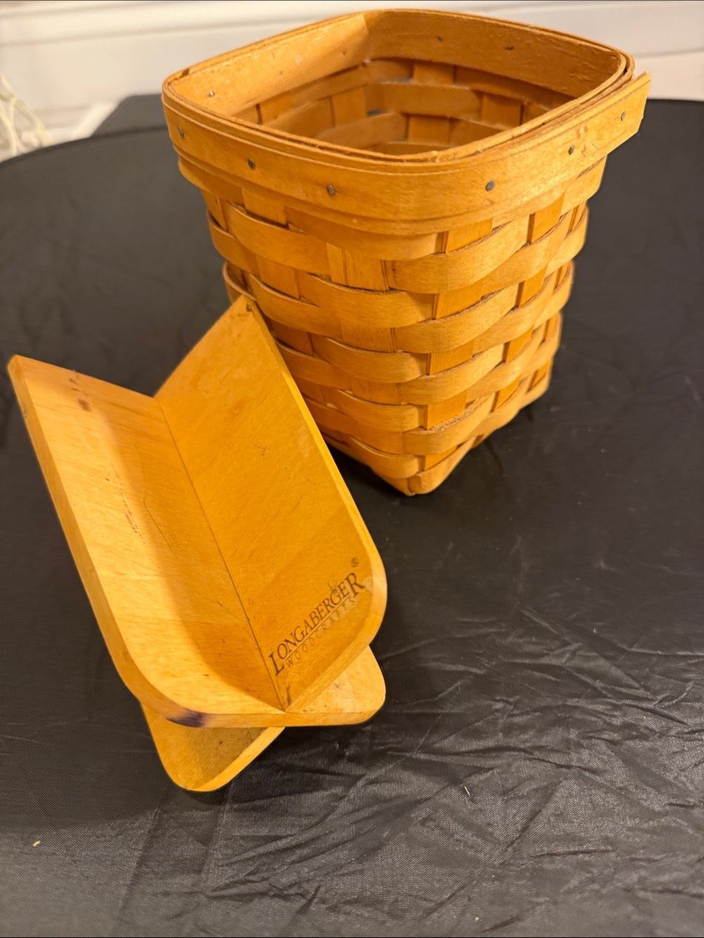 Longaberger Honey Amber Woven Desk Basket with wooden divider 1997